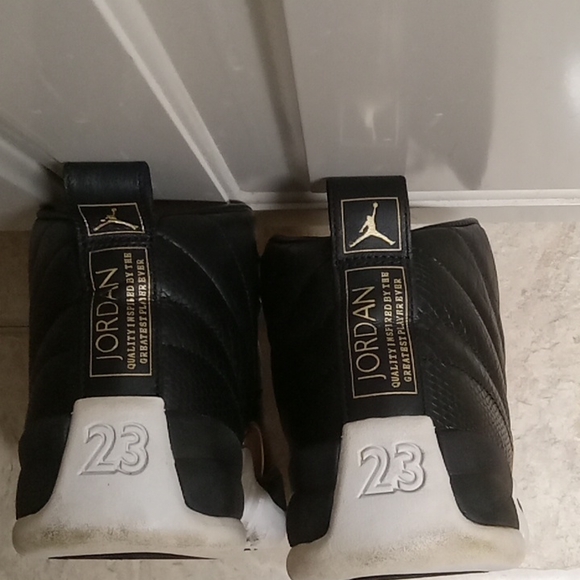 Women’s Jordan 12 Retro “Black Metallic Gold White”- size (9.5) - Picture 7 of 7